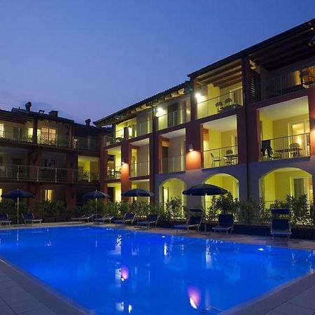 Residence Maroadi Torbole Sul Garda Bagian luar foto