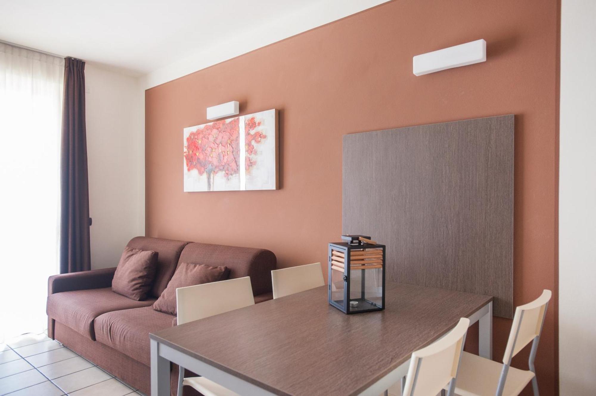 Residence Maroadi Torbole Sul Garda Bagian luar foto