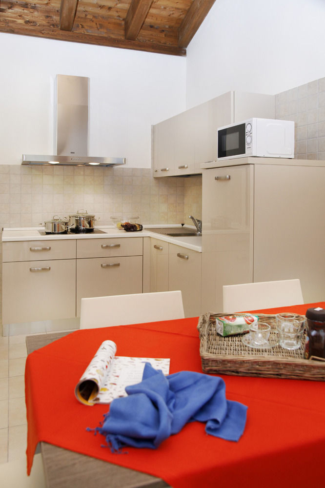Residence Maroadi Torbole Sul Garda Bagian luar foto